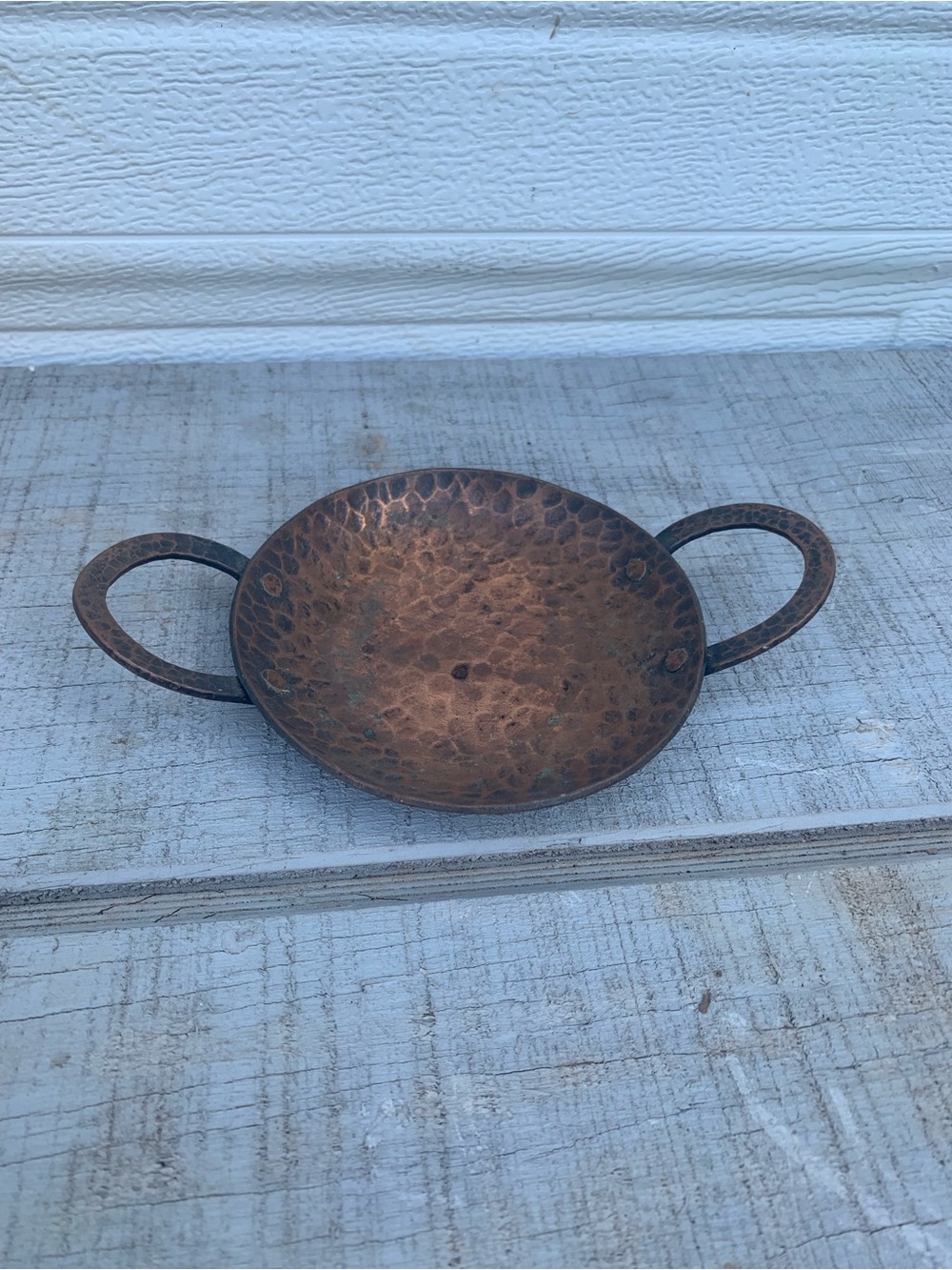 Vintage Arts & Crafts Hand Hammered Copper Serving Bowl Planter Dish with Handle